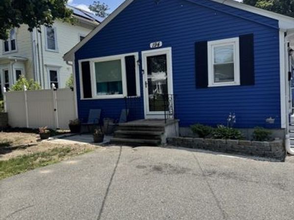 194 Prospect St, Brockton, MA 02302
