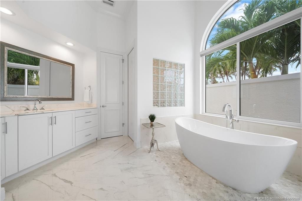 2925 SE Dune Drive, Stuart, FL 34996 Photo