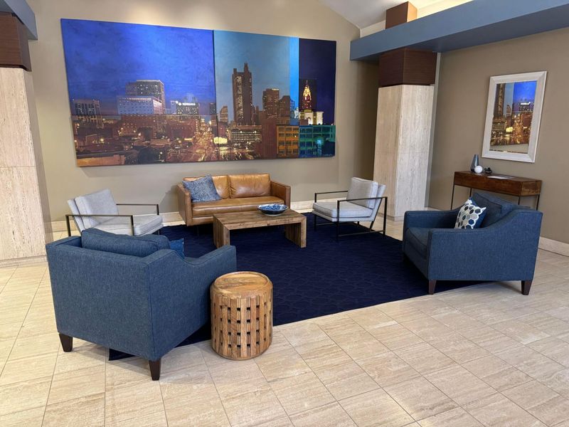 78 E Chestnut Street, Unit 405, Columbus, OH 43215 Photo 2