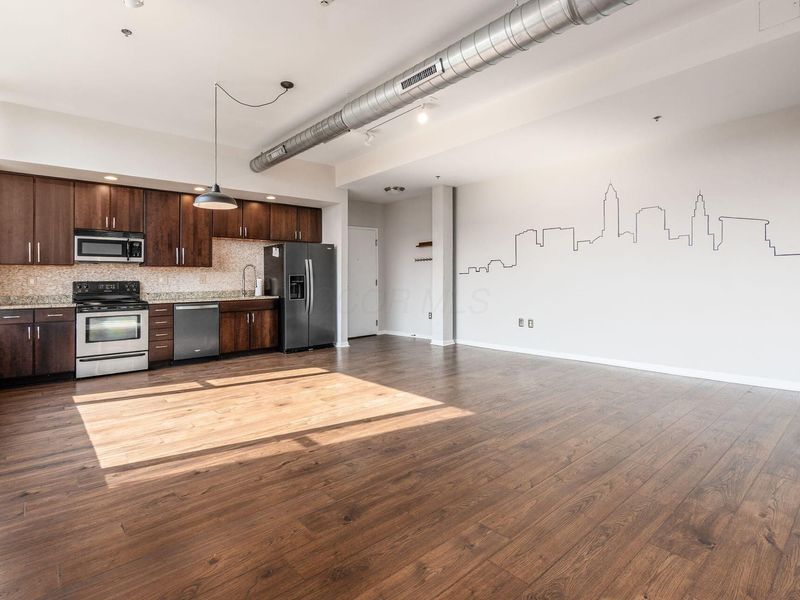 78 E Chestnut Street, Unit 405, Columbus, OH 43215 Photo 3