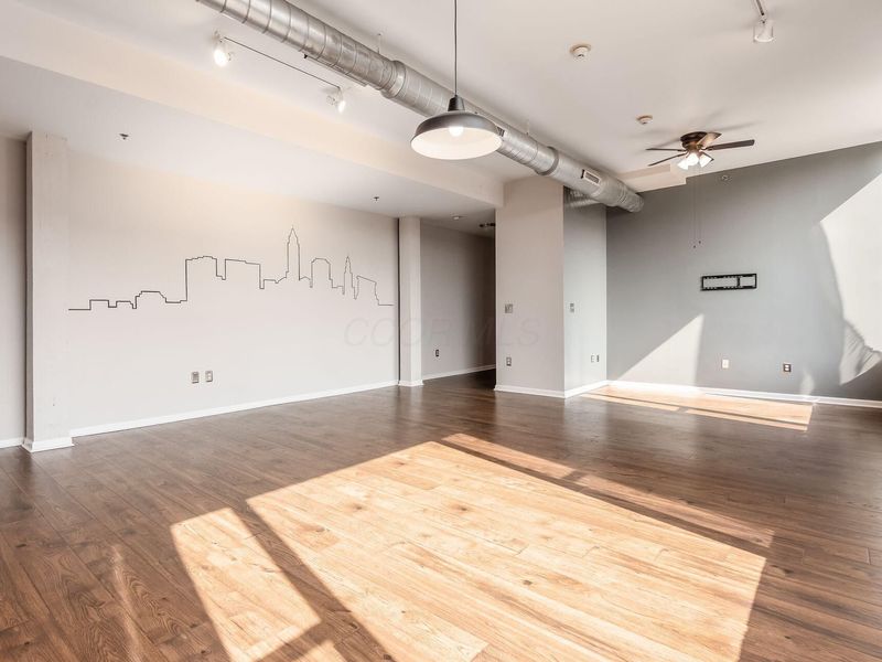 78 E Chestnut Street, Unit 405, Columbus, OH 43215 Photo 5