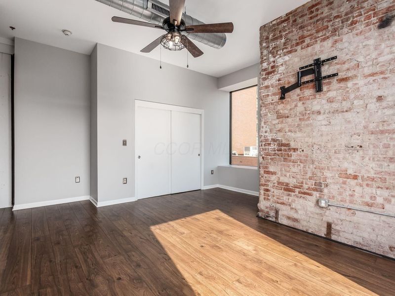 78 E Chestnut Street, Unit 405, Columbus, OH 43215 Photo 9