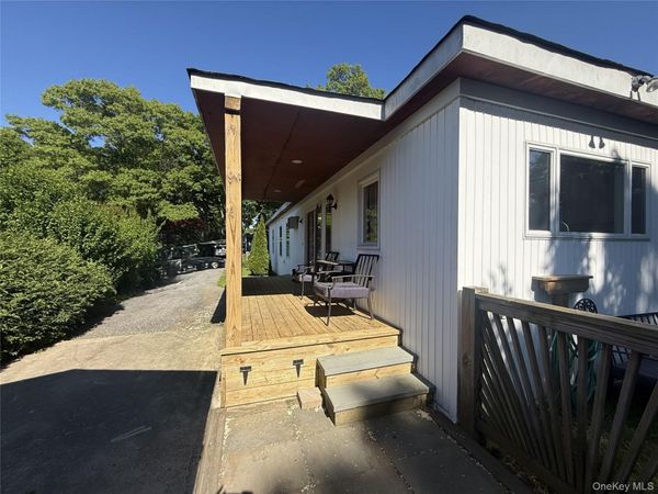 18 Periwinkle, Bohemia, NY 11716