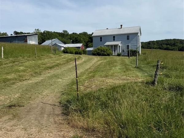 785 Buck Holler Lane , Loose Creek, MO 65016