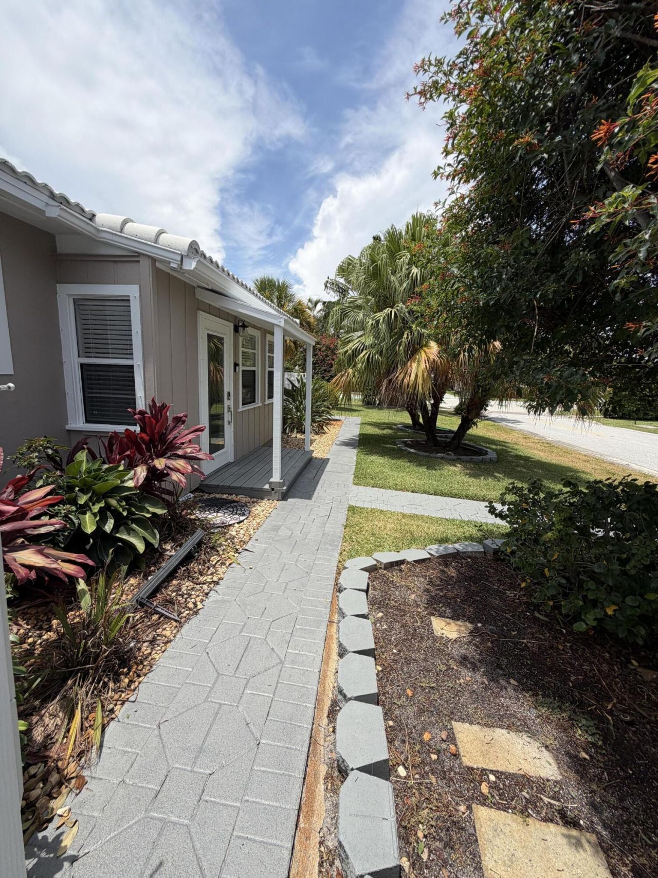 204 S Seacrest Circle, Delray Beach, FL 33444 Photo