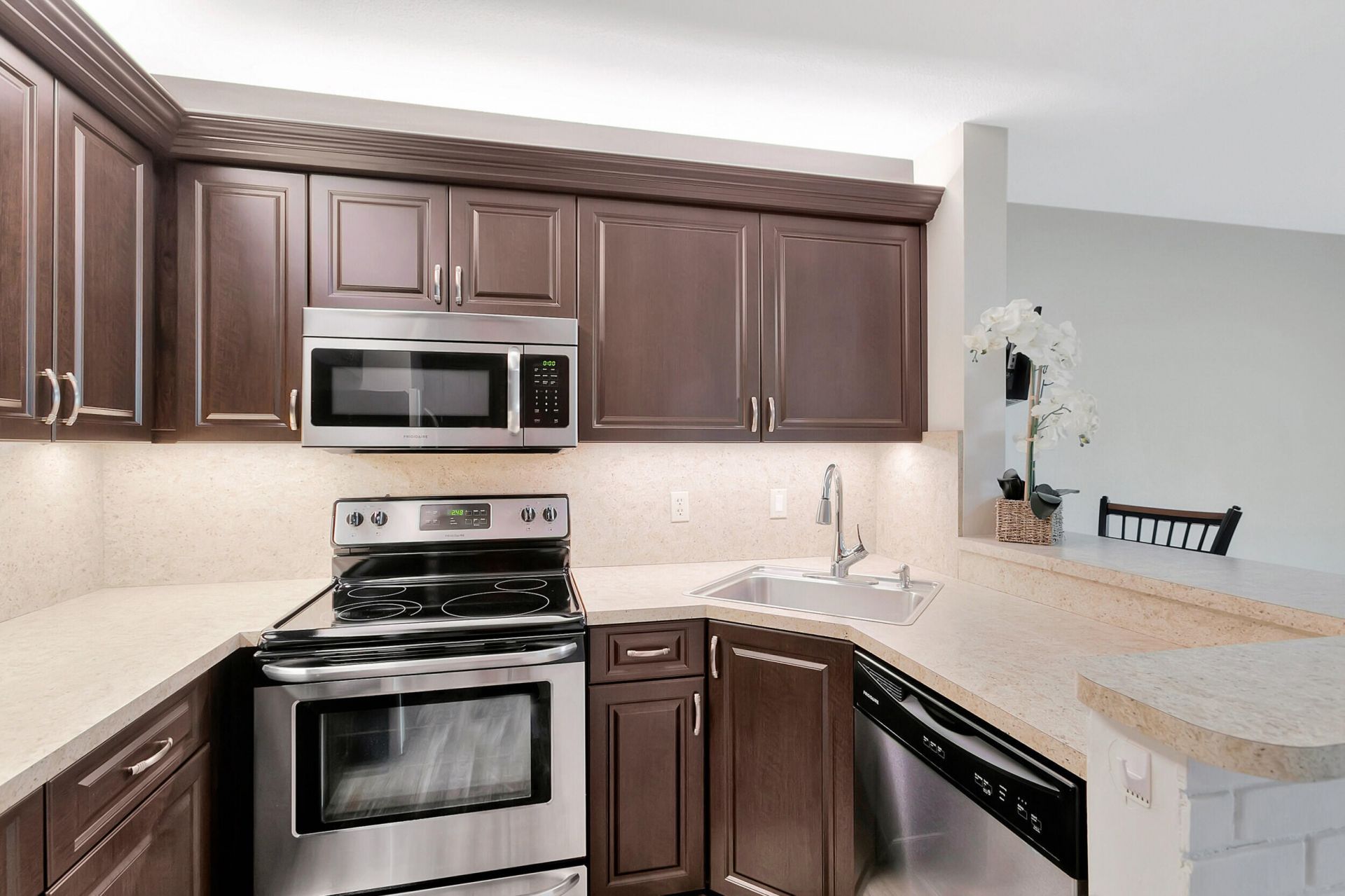 3530 E Gardens East Drive E, Unit B, Palm Beach Gardens, FL 33410 Photo