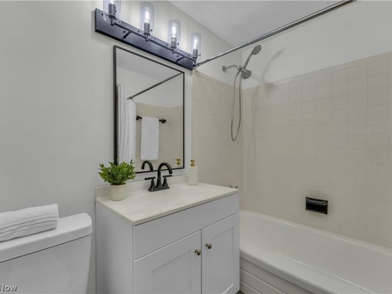 12520 Edgewater Drive, Unit 1005, Lakewood, OH 44107 Photo 27