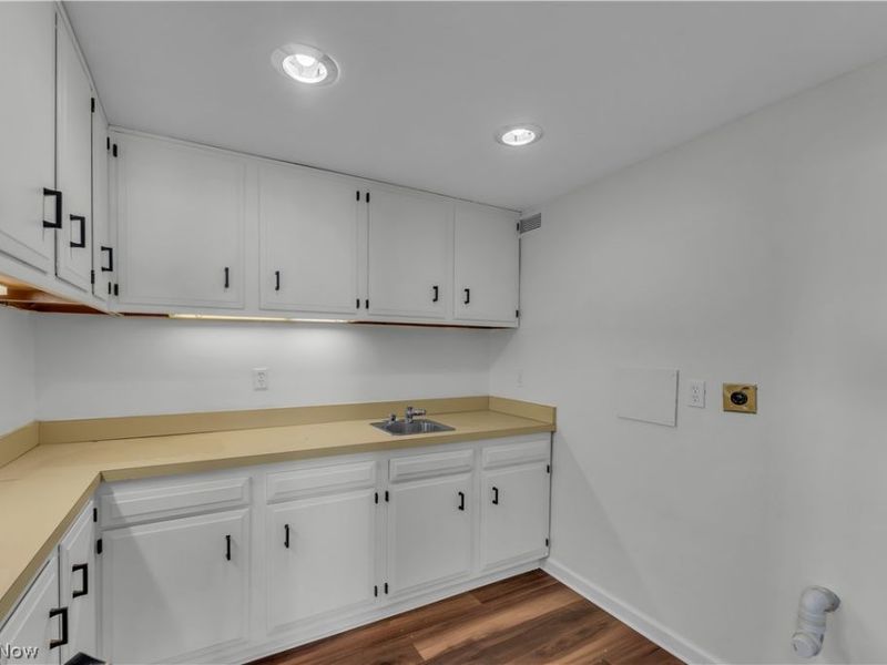 12520 Edgewater Drive, Unit 1005, Lakewood, OH 44107 Photo 31