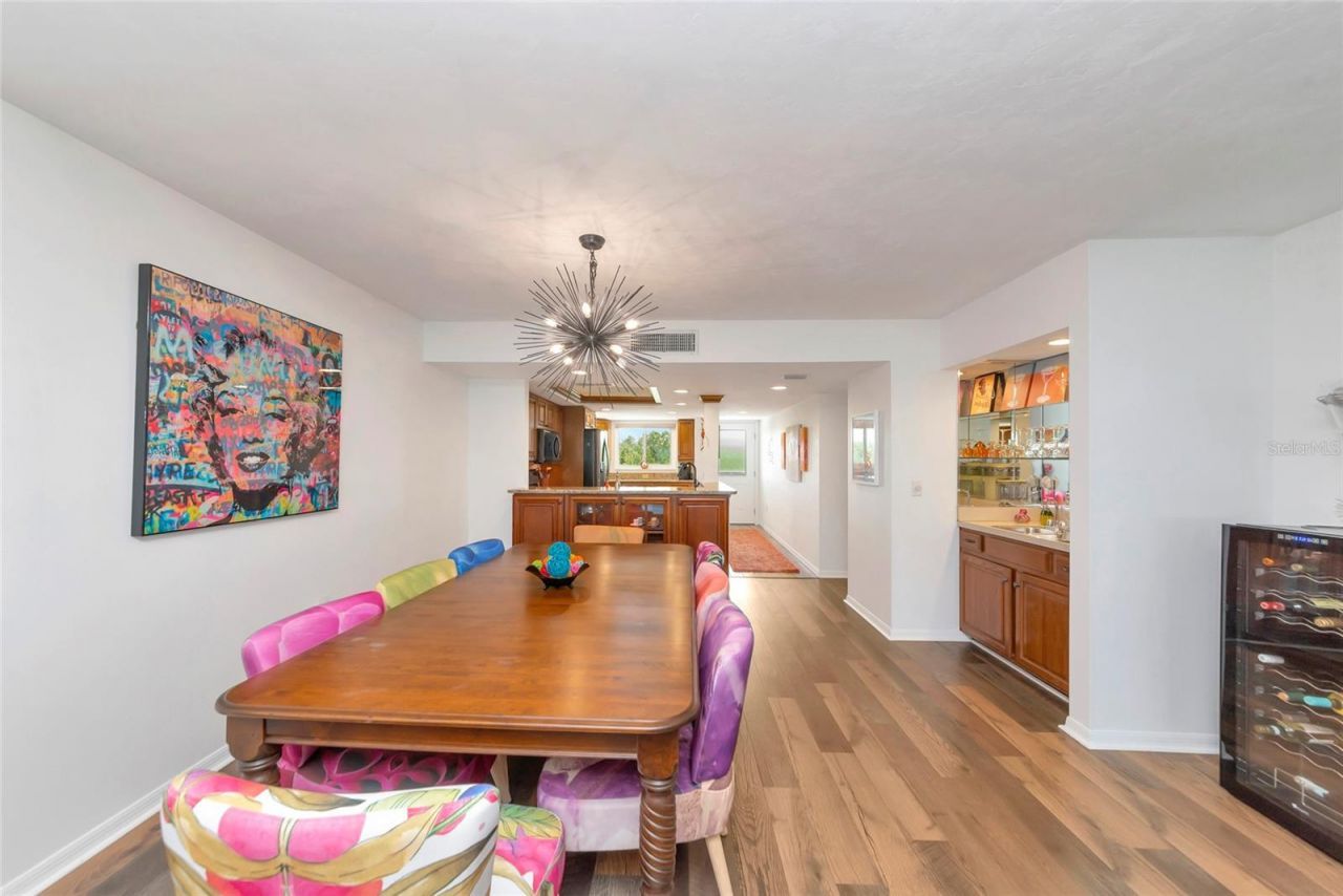 910 Golden Beach Boulevard, Unit 202, Venice, FL 34285 Photo
