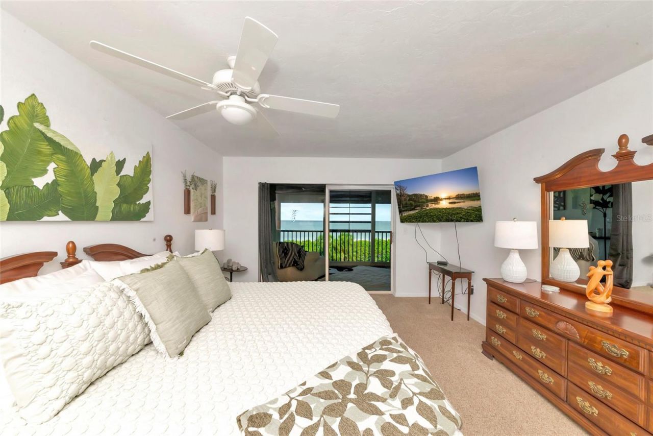 910 Golden Beach Boulevard, Unit 202, Venice, FL 34285 Photo