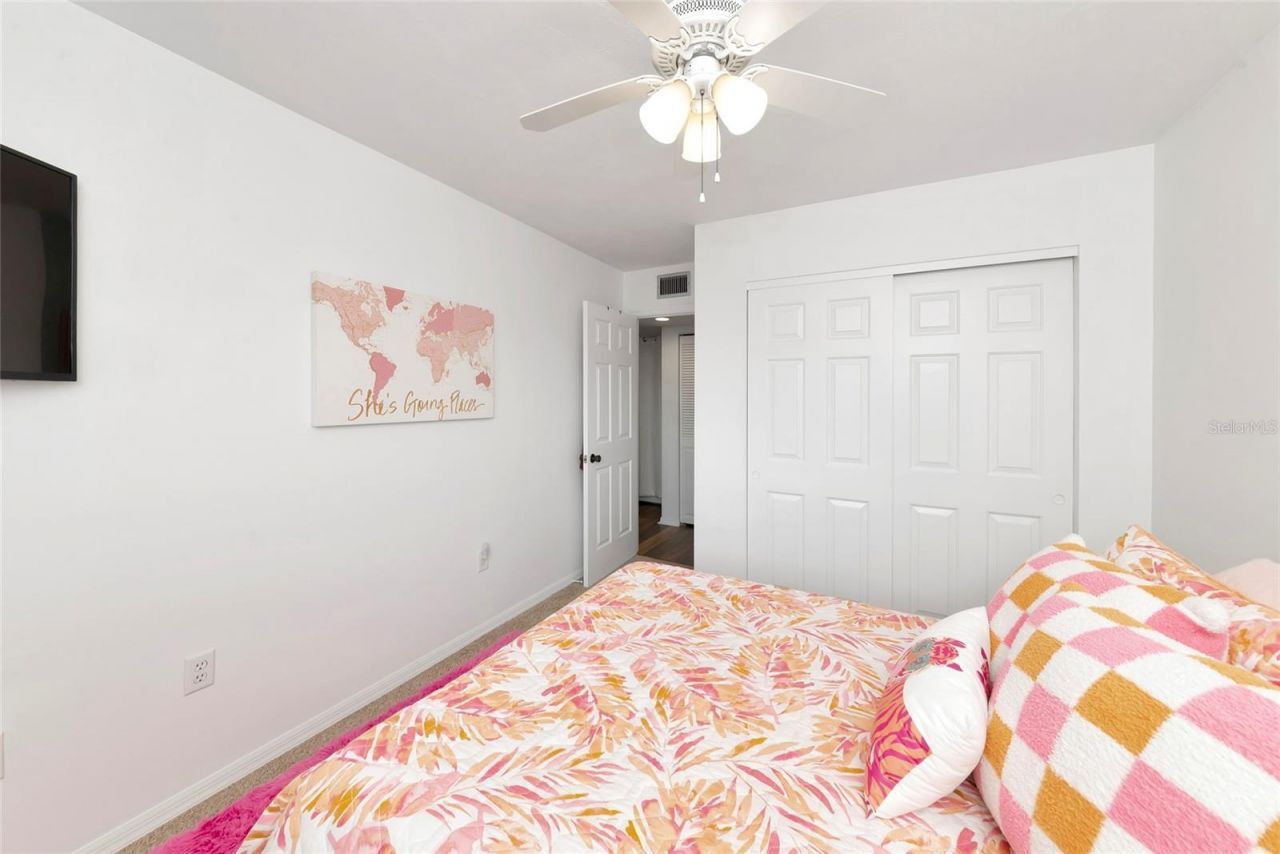 910 Golden Beach Boulevard, Unit 202, Venice, FL 34285 Photo