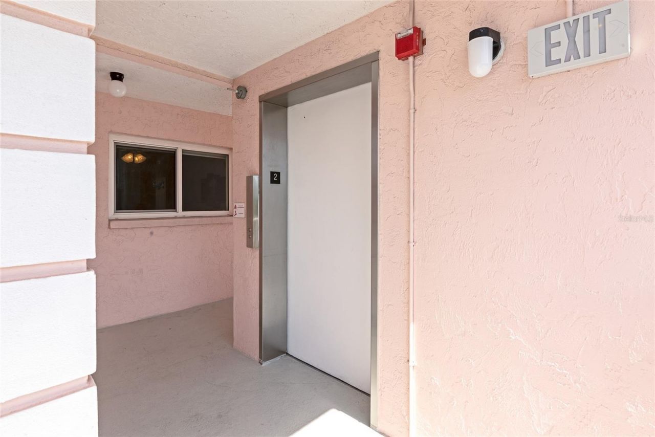 910 Golden Beach Boulevard, Unit 202, Venice, FL 34285 Photo