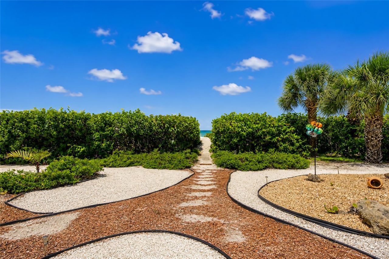 910 Golden Beach Boulevard, Unit 202, Venice, FL 34285 Photo