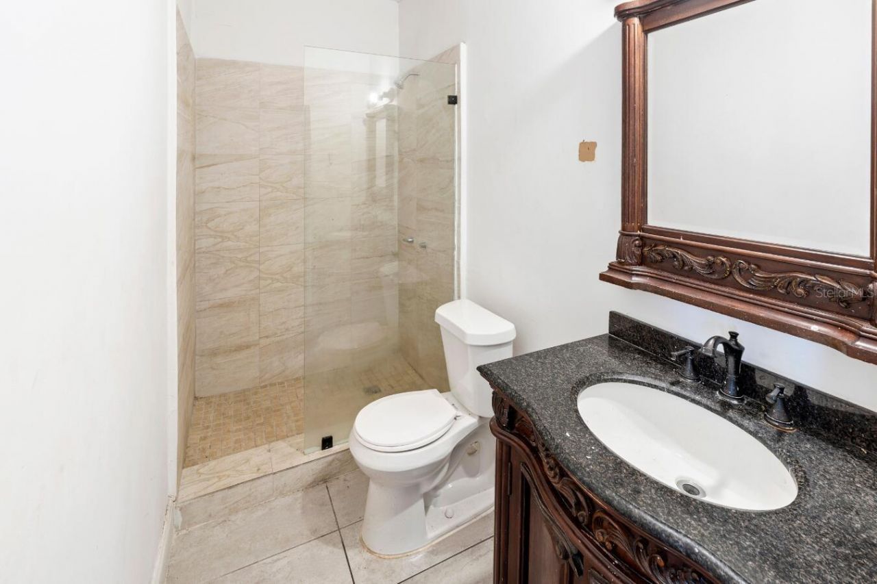 1829 5th, Miami, FL 33125 Photo
