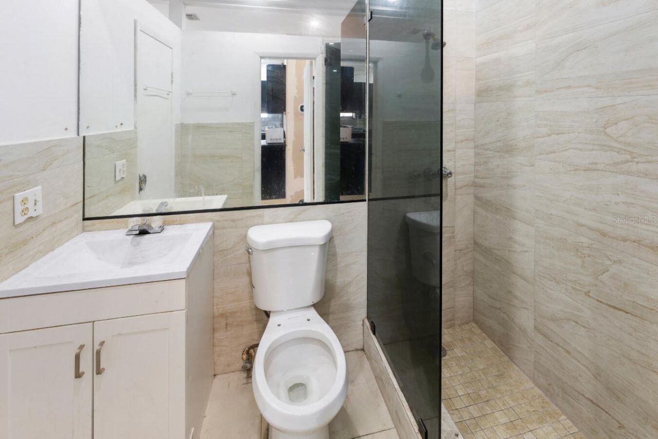 1829 5th, Miami, FL 33125 Photo