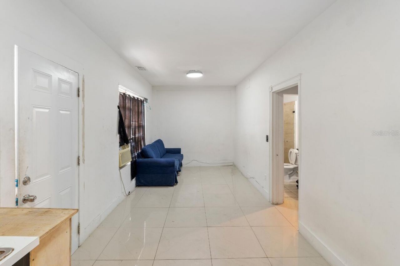 1829 5th, Miami, FL 33125 Photo