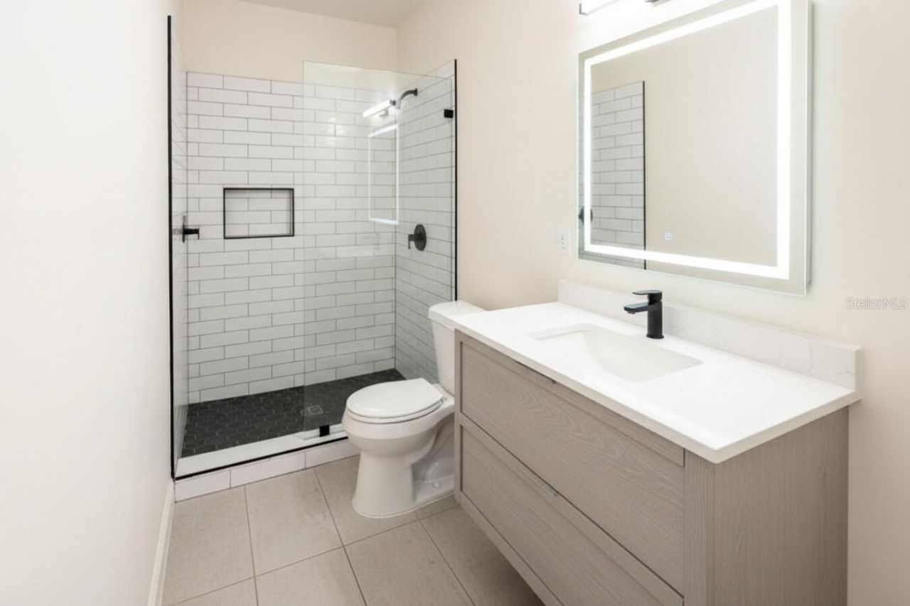 1829 5th, Miami, FL 33125 Photo