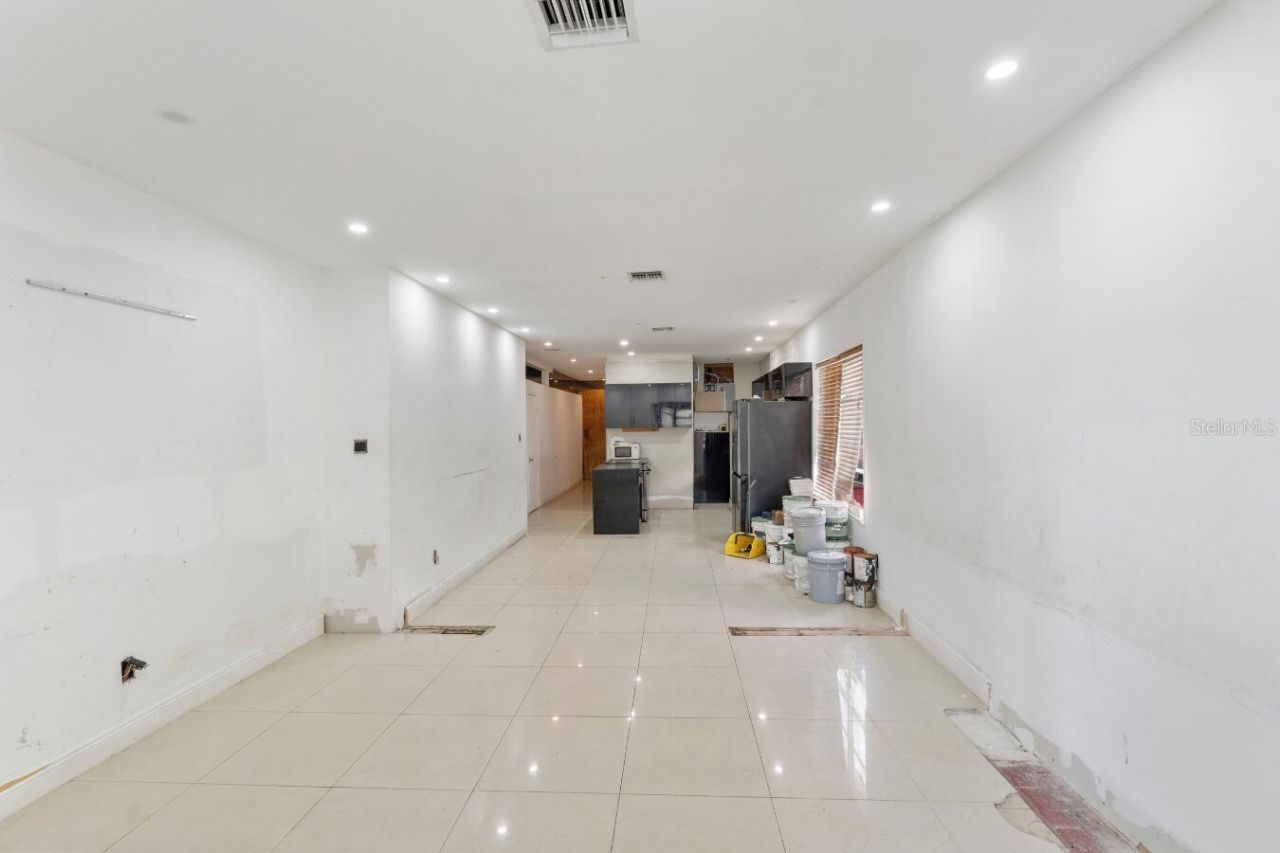 1829 5th, Miami, FL 33125 Photo