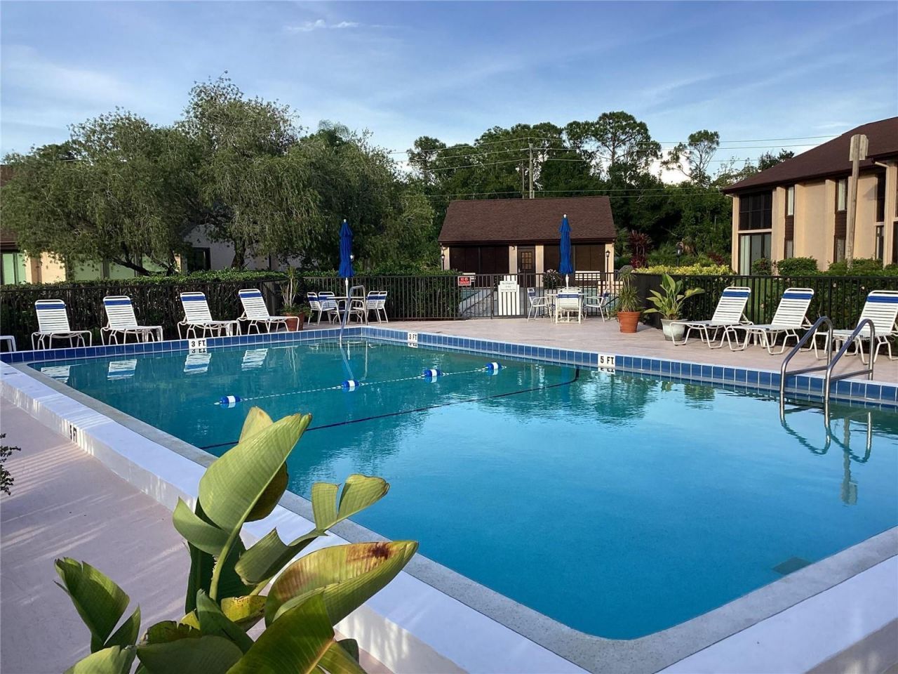 6211 Timber Lake Drive , Unit B4, Sarasota, FL 34243 Photo