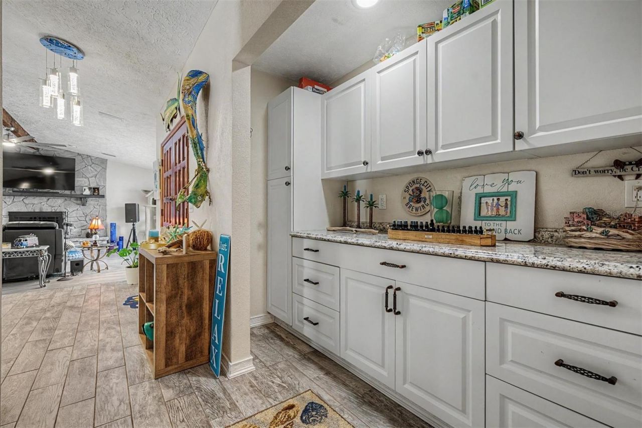 3110 Shadow Oaks Drive , Holiday, FL 34690 Photo
