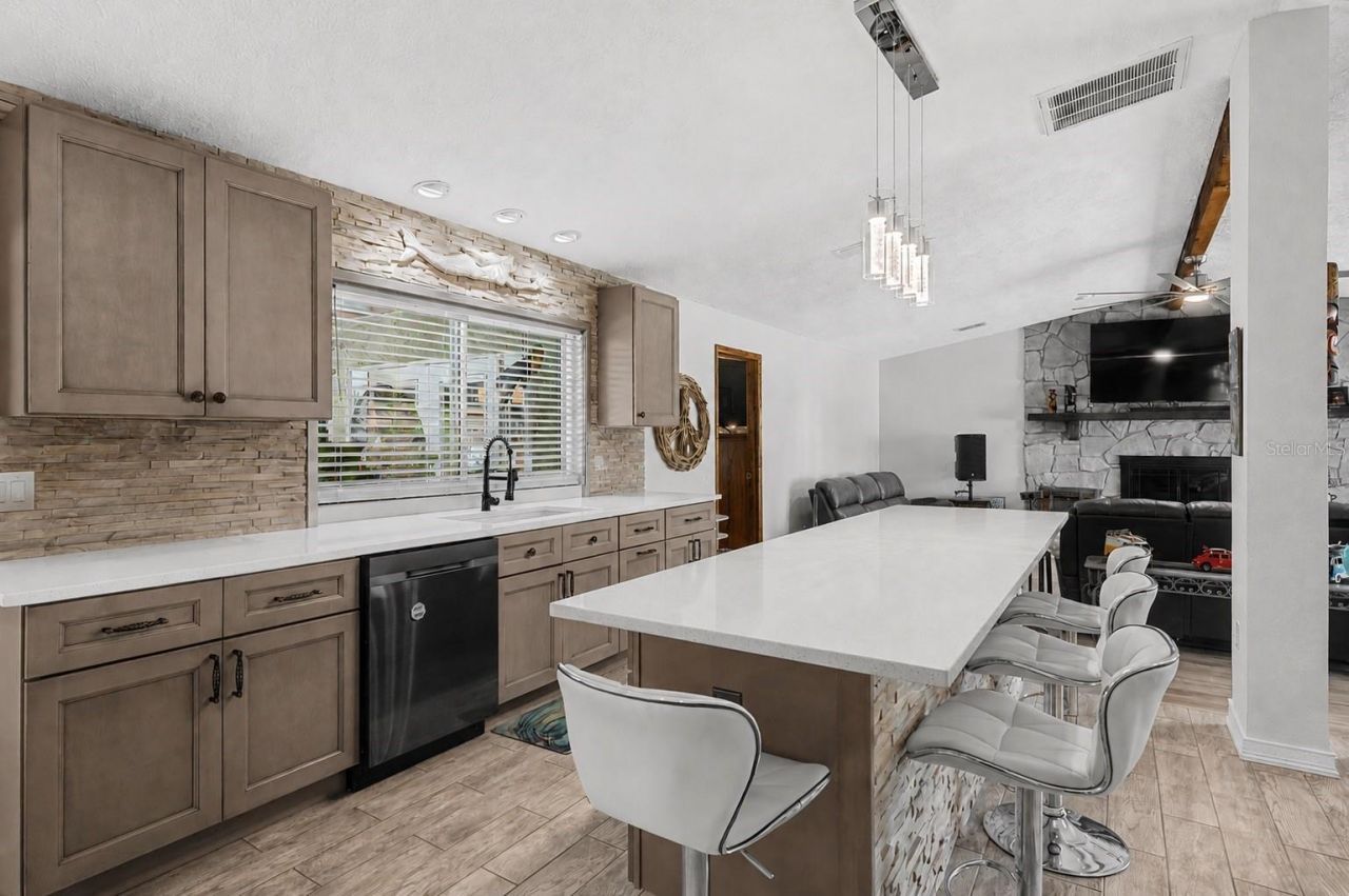 3110 Shadow Oaks Drive , Holiday, FL 34690 Photo