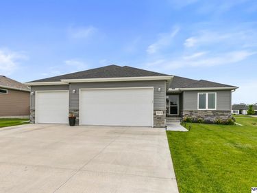 7312 N 49 Street, Lincoln, NE 68514