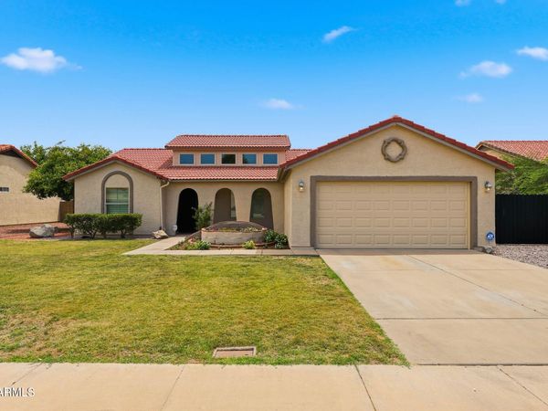 6327 W IRONWOOD Drive, Glendale, AZ 85302