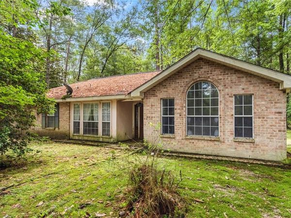 18416 PELLEGRIN Drive , Covington, LA 70435
