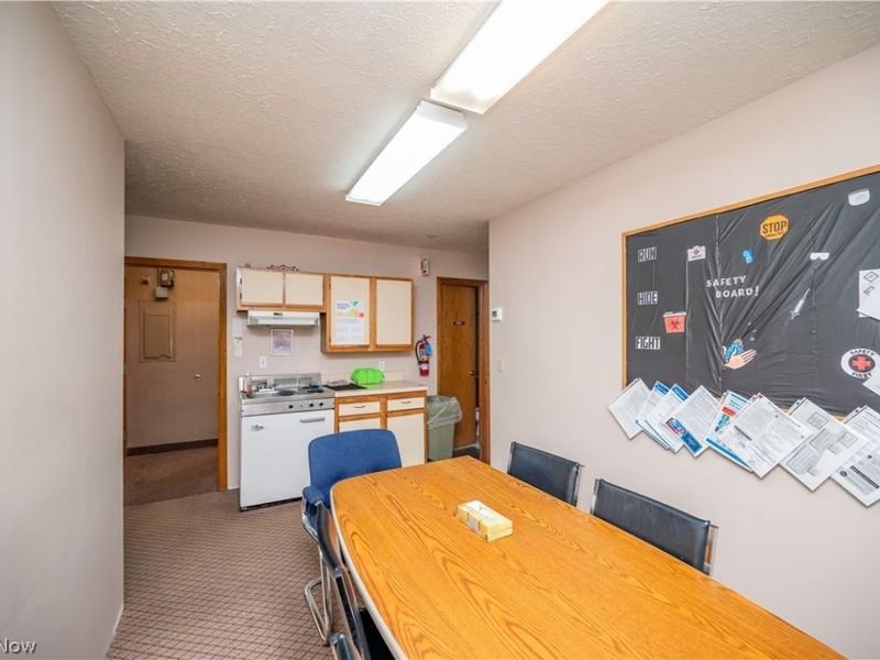 1360 N Main Street , Mineral Ridge, OH 44440 Photo 29