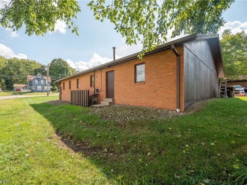 1360 N Main Street , Mineral Ridge, OH 44440 Photo 9