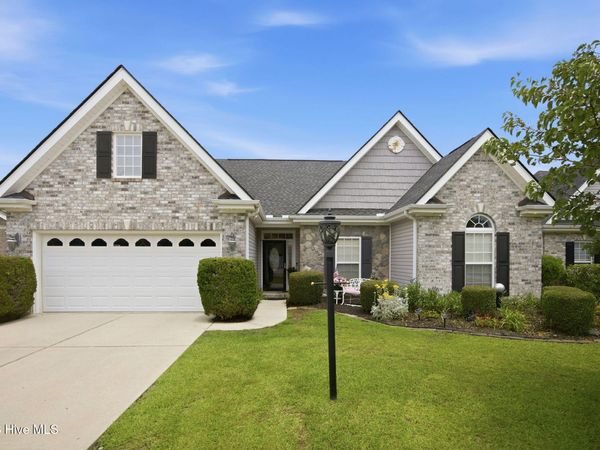392 Oconee Street NW, Calabash, NC 28467