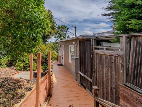 463 Talbot Avenue , Pacifica, CA 94044