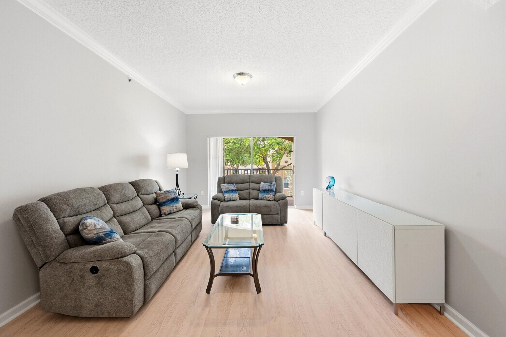5820 W Sample Road, Unit 206, Coral Springs, FL 33067 Photo