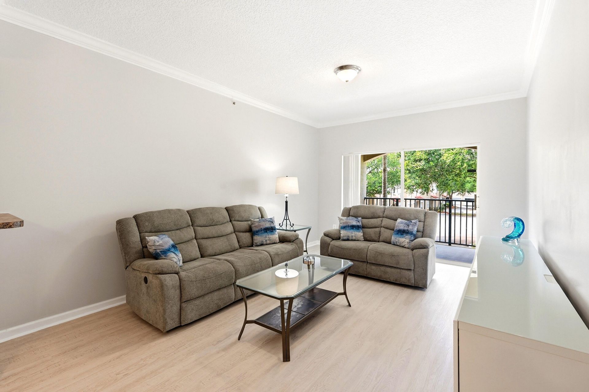 5820 W Sample Road, Unit 206, Coral Springs, FL 33067 Photo