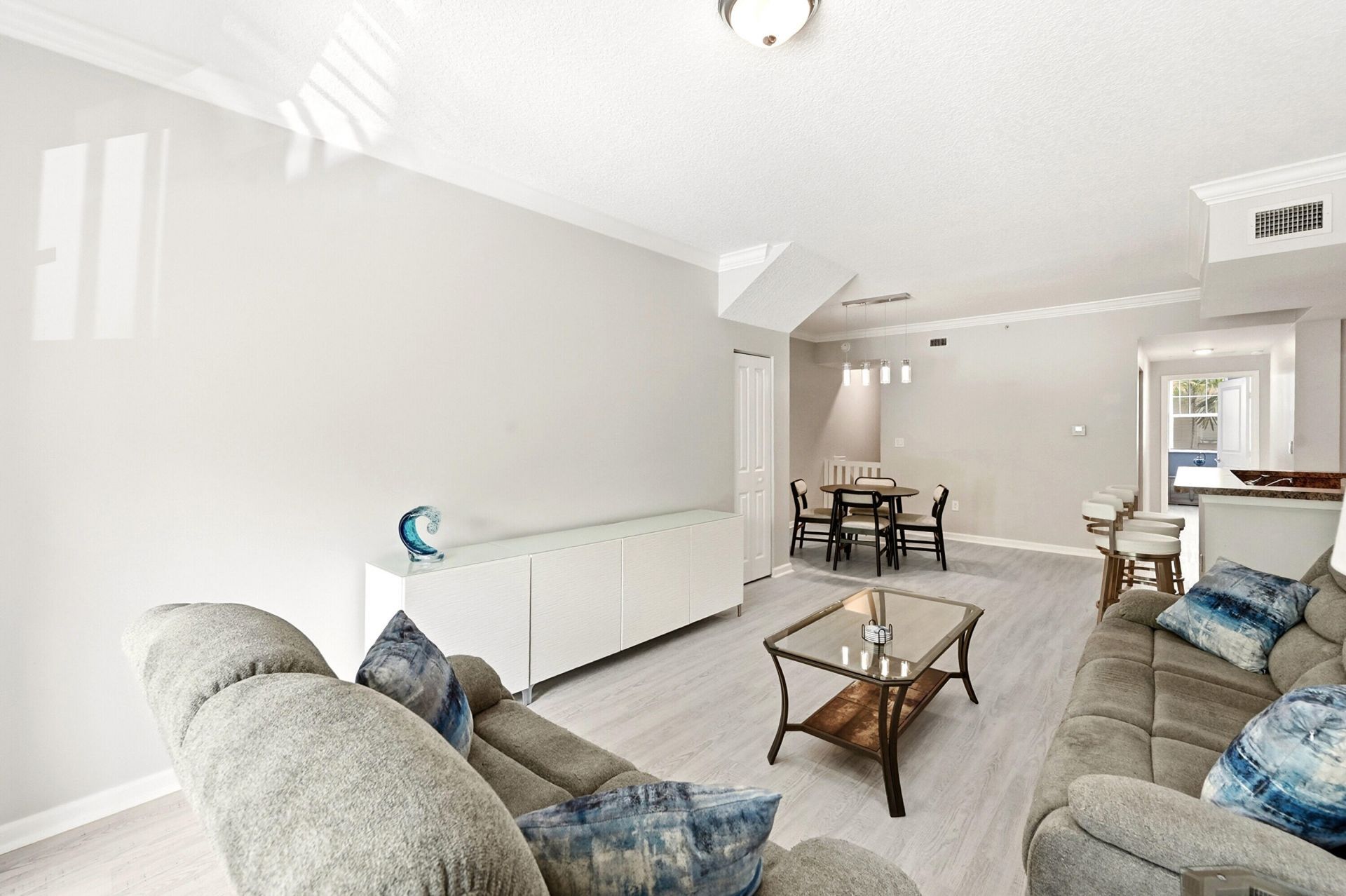 5820 W Sample Road, Unit 206, Coral Springs, FL 33067 Photo
