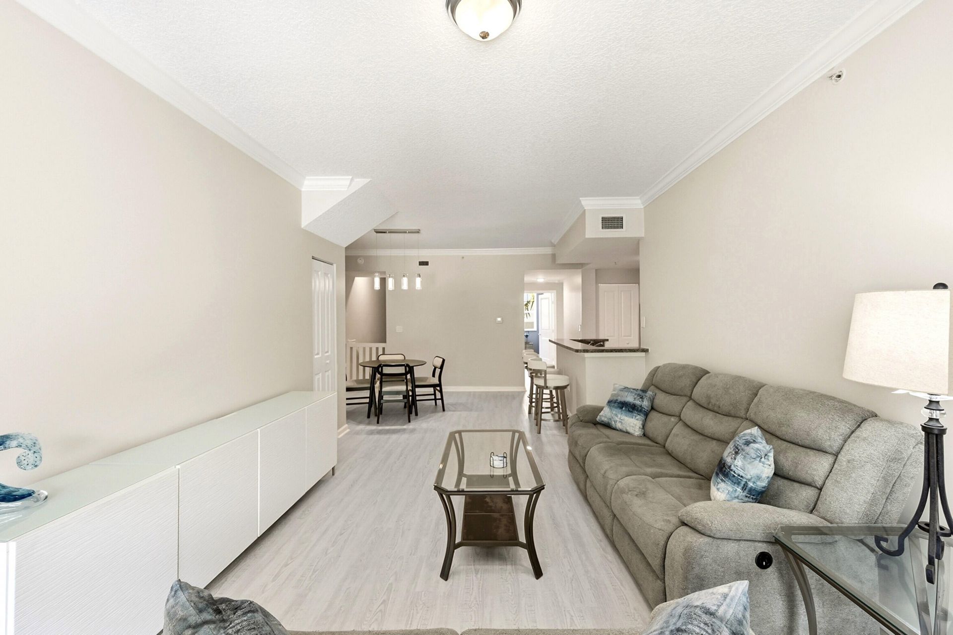 5820 W Sample Road, Unit 206, Coral Springs, FL 33067 Photo