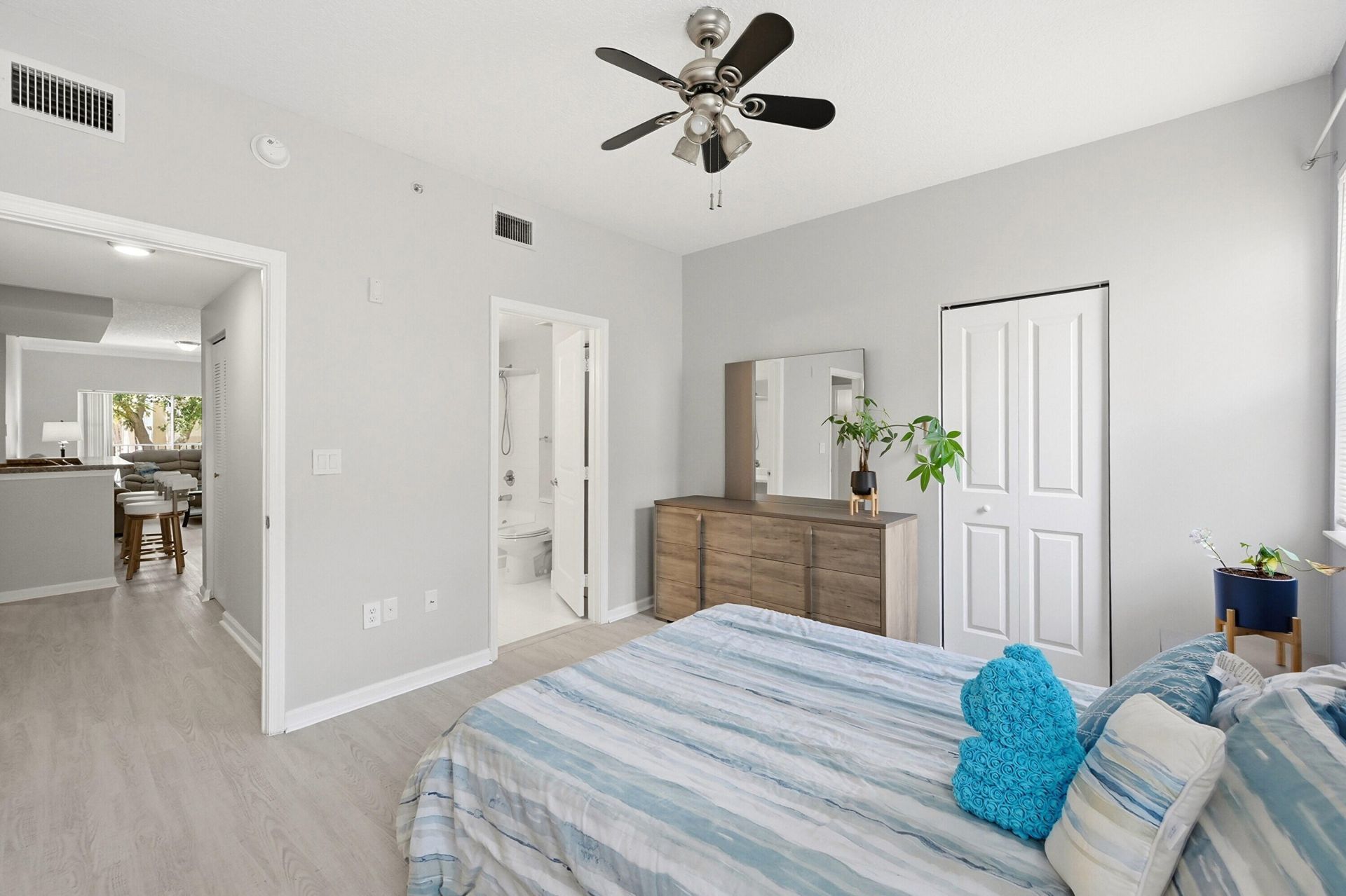 5820 W Sample Road, Unit 206, Coral Springs, FL 33067 Photo