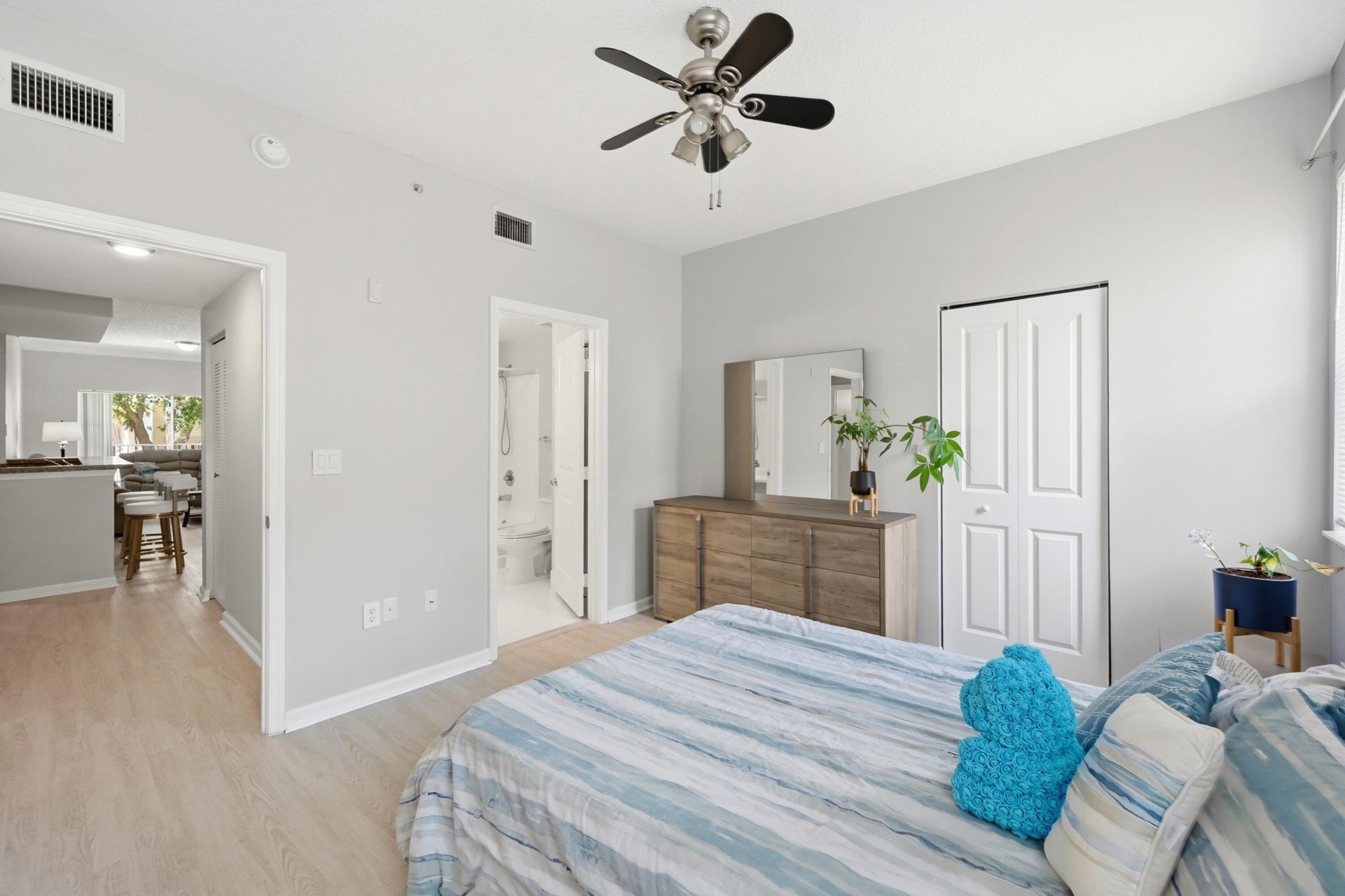 5820 W Sample Road, Unit 206, Coral Springs, FL 33067 Photo