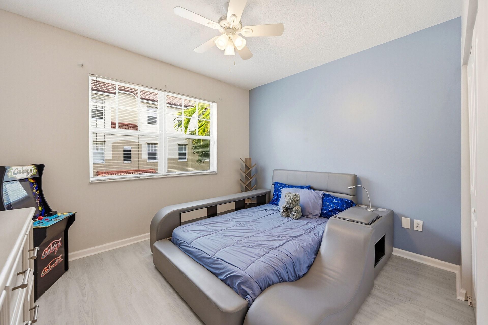 5820 W Sample Road, Unit 206, Coral Springs, FL 33067 Photo