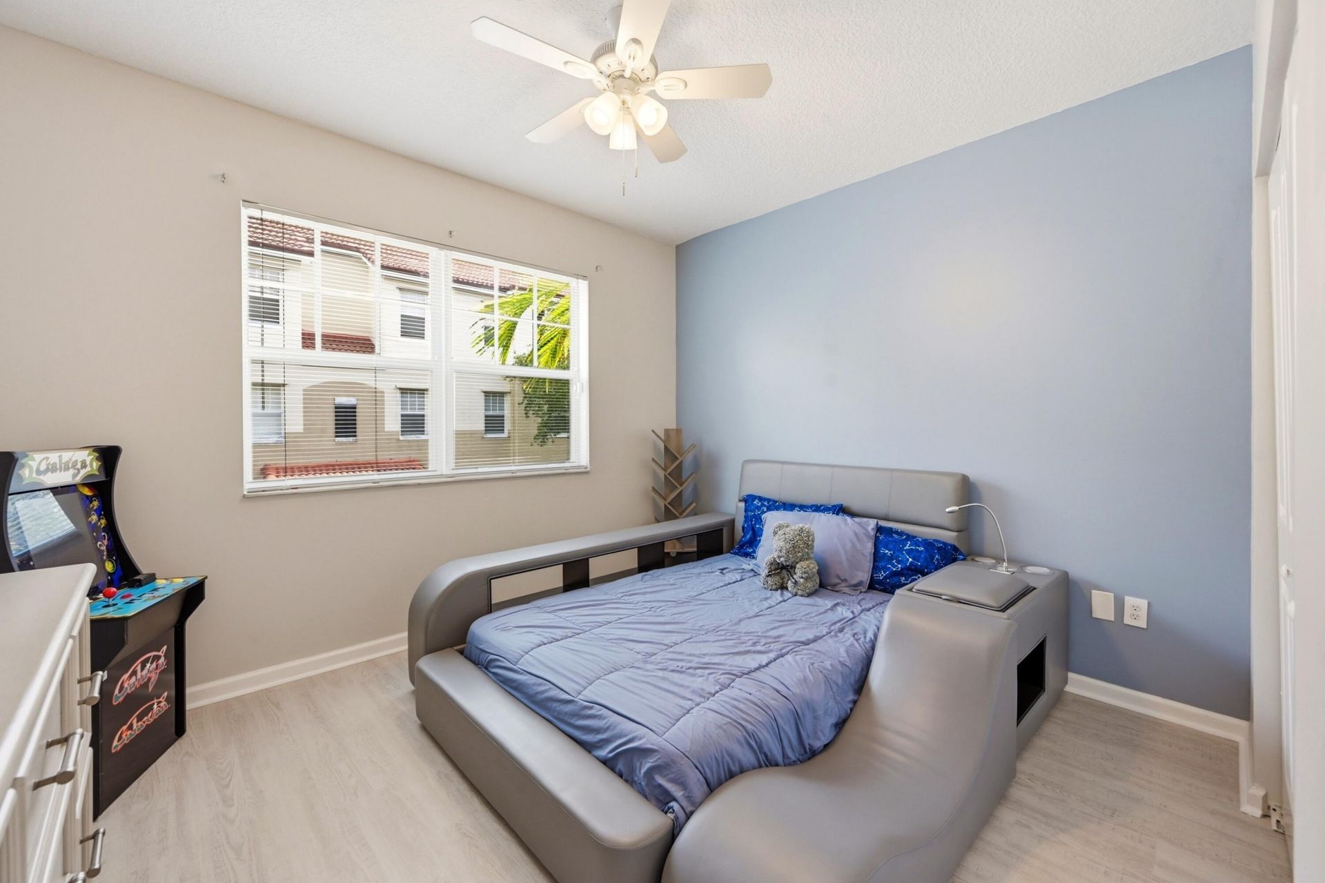 5820 W Sample Road, Unit 206, Coral Springs, FL 33067 Photo