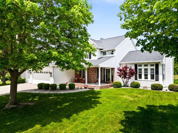 300 Whispering Pines Cc Lane , Normal, IL 61761
