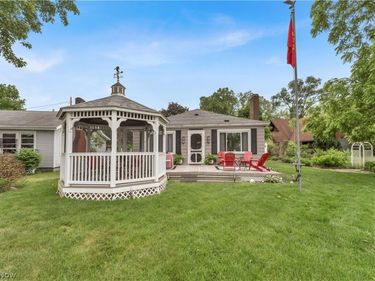 27233 Lake Point Drive, Beloit, OH 44609
