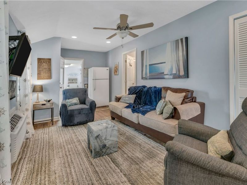 27233 Lake Point Drive, Beloit, OH 44609 Photo 35