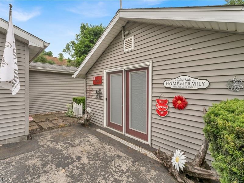 27233 Lake Point Drive, Beloit, OH 44609 Photo 48