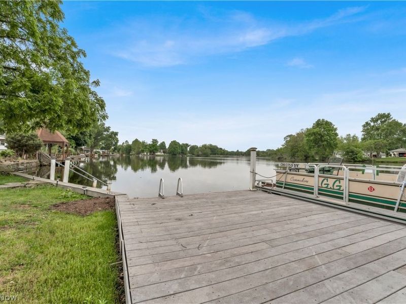 27233 Lake Point Drive, Beloit, OH 44609 Photo 9