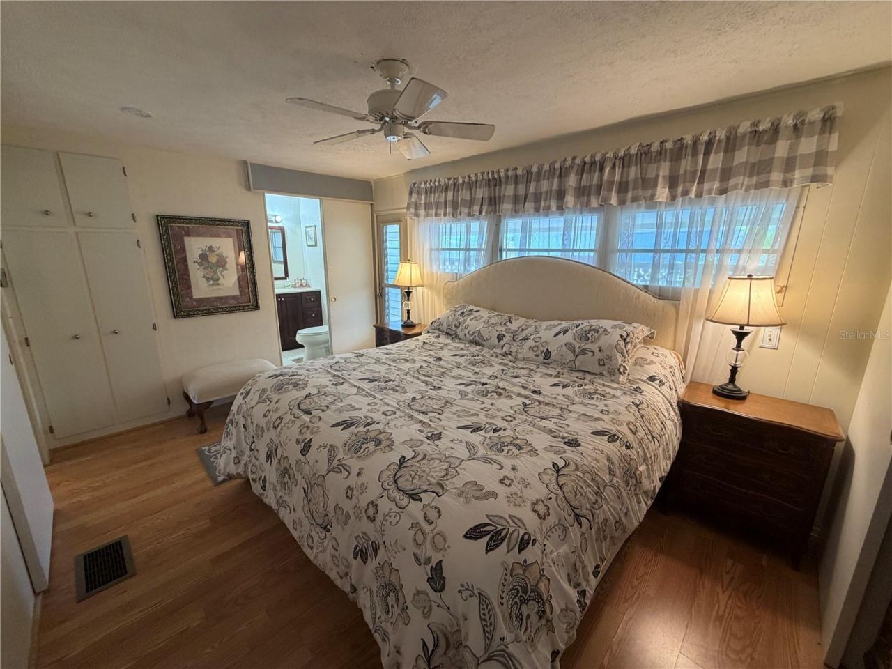 1451 Burning Tree Street, Sarasota, FL 34234 Photo