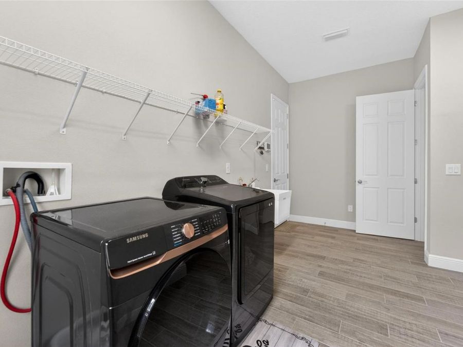 Property Image 76