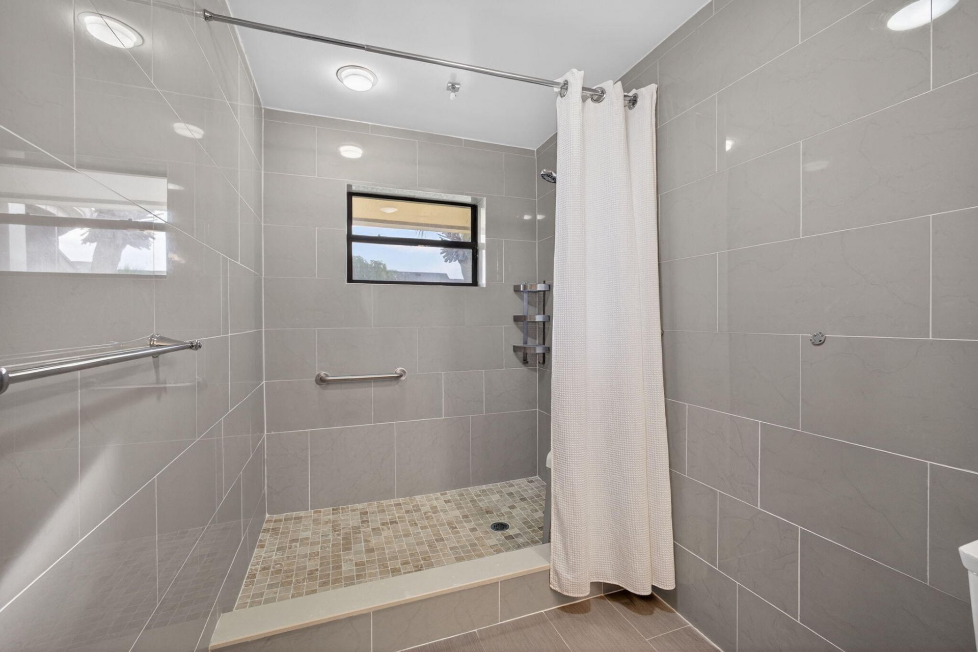 17137 Waterbend Drive, Unit 204, Jupiter, FL 33477 Photo