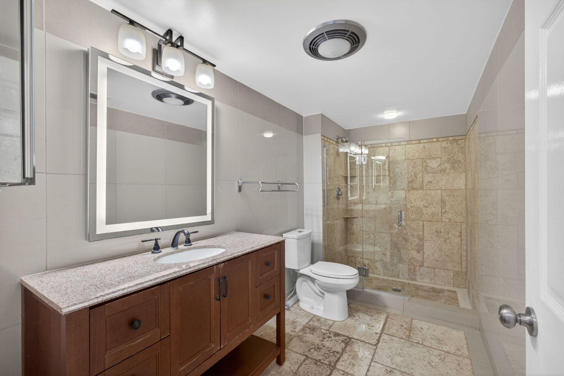 17137 Waterbend Drive, Unit 204, Jupiter, FL 33477 Photo