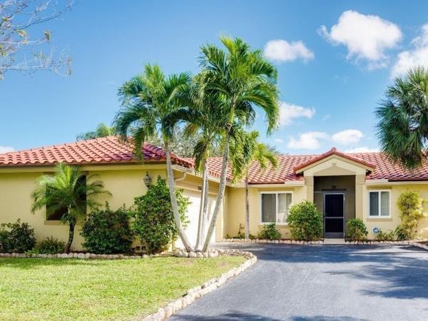 5514 NW 41st Terrace, Coconut Creek, FL 33073